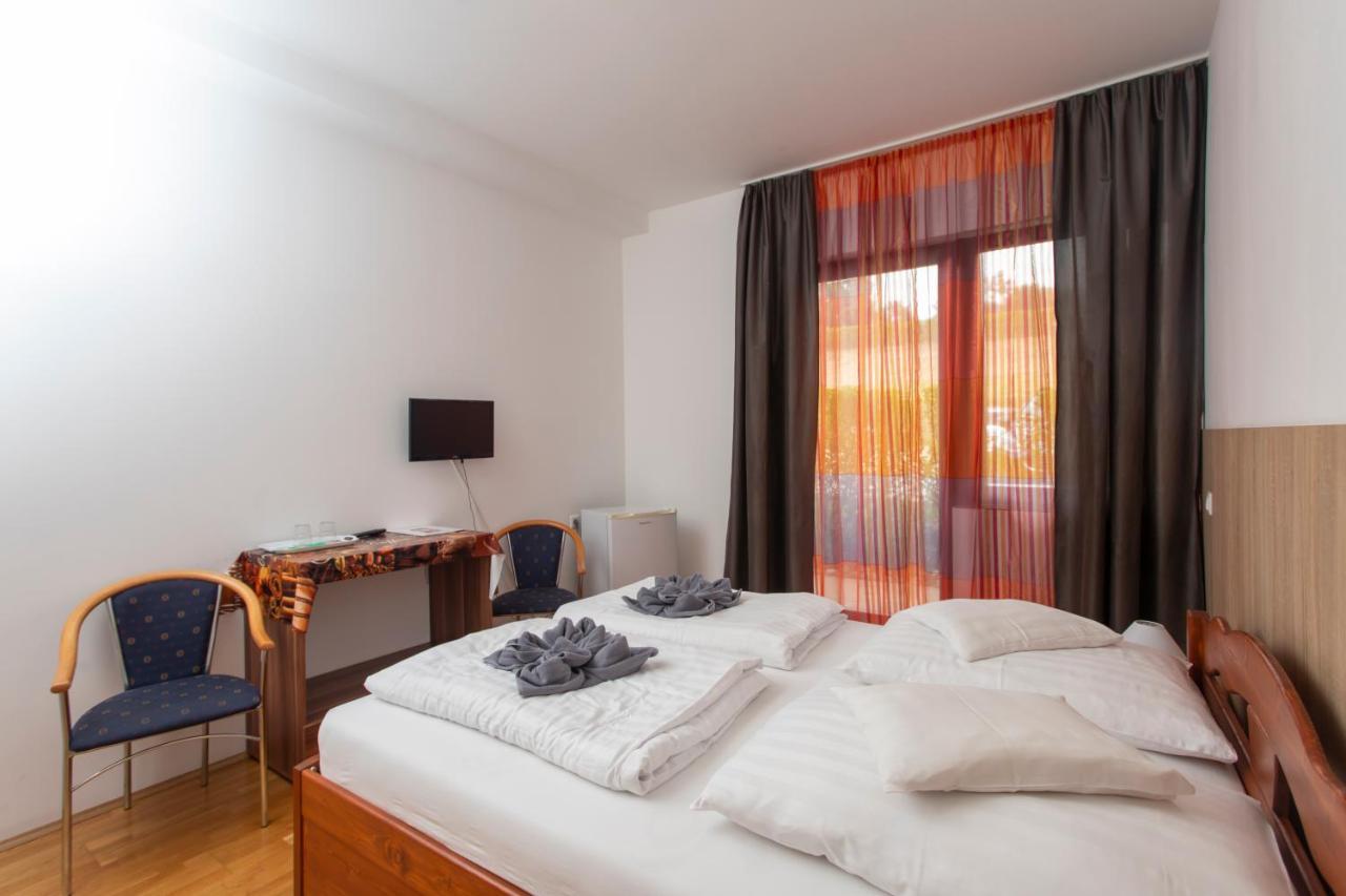 Bogács Margareta Apartman Es Ueduelohaz מראה חיצוני תמונה