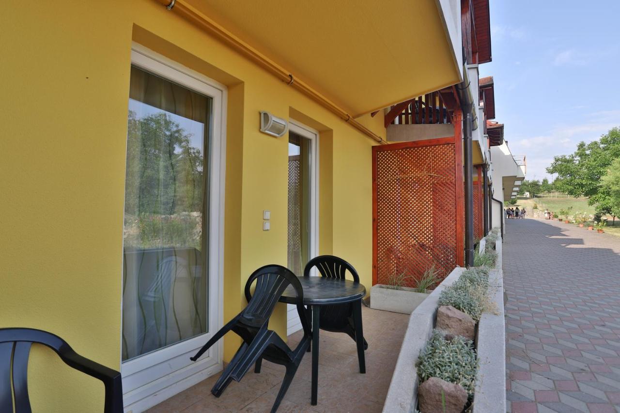 Bogács Margareta Apartman Es Ueduelohaz מראה חיצוני תמונה