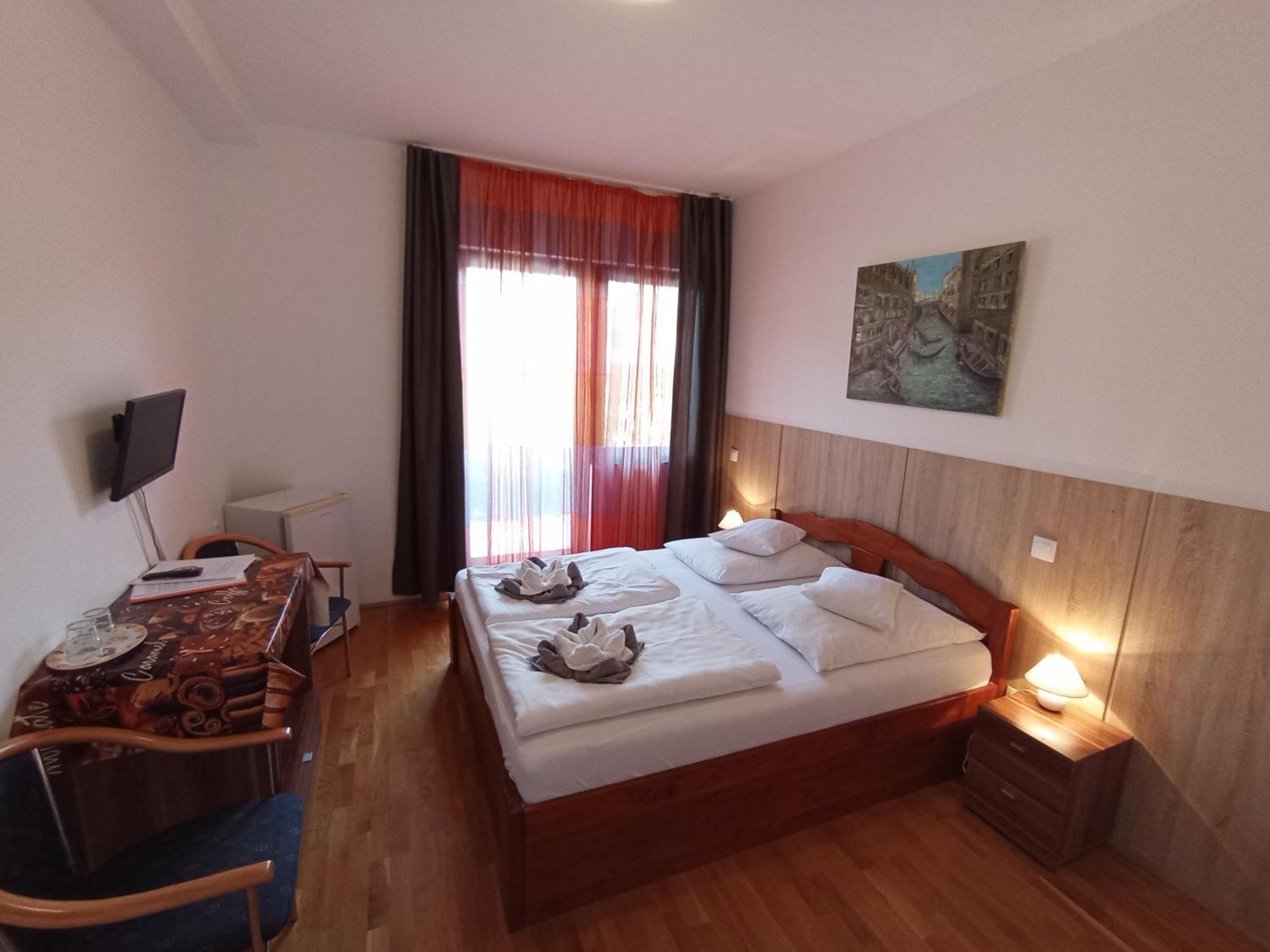 Bogács Margareta Apartman Es Ueduelohaz מראה חיצוני תמונה