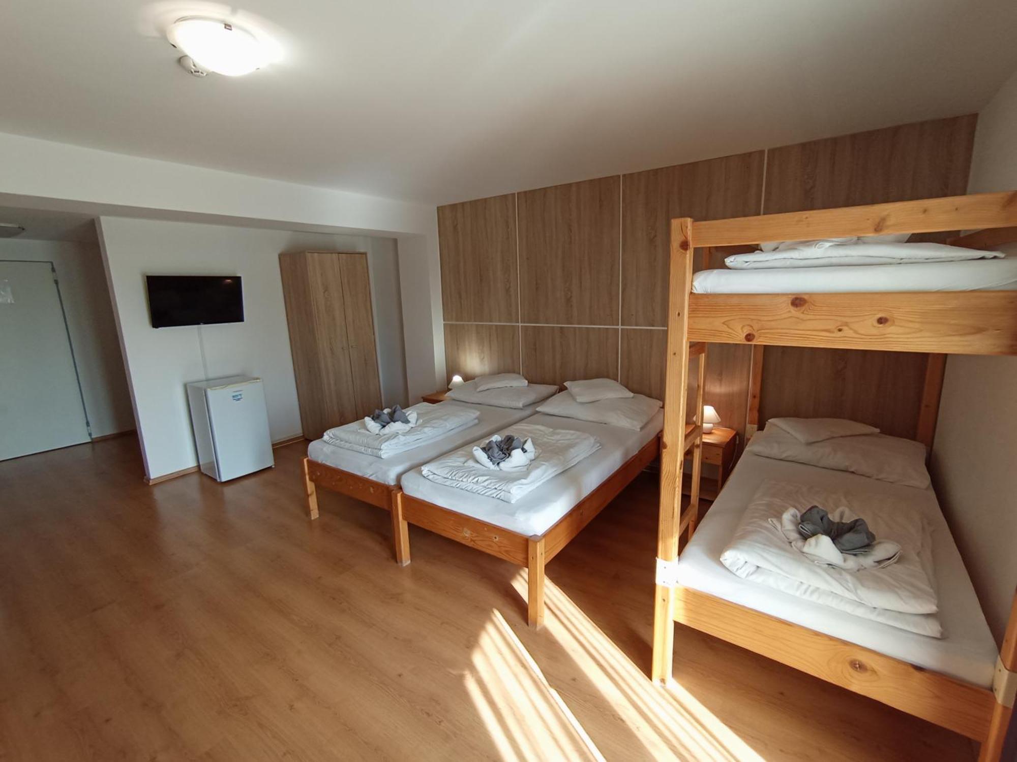 Bogács Margareta Apartman Es Ueduelohaz מראה חיצוני תמונה